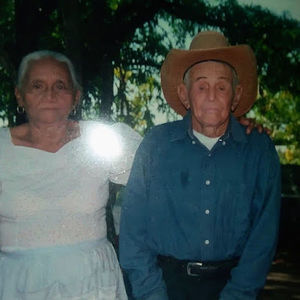 Meet your Posher, Edith